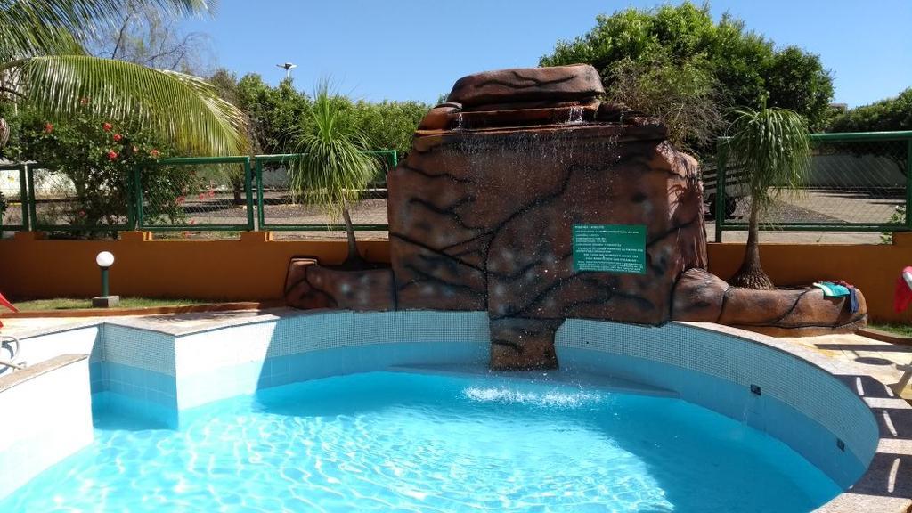 504 - Caldas Novas, Com Bebidas Liberadas No Parque Aquatico E Internet Banda Larga No Ap, Wi-fi, Proximo Ao Shopping Singapura Apartamento *